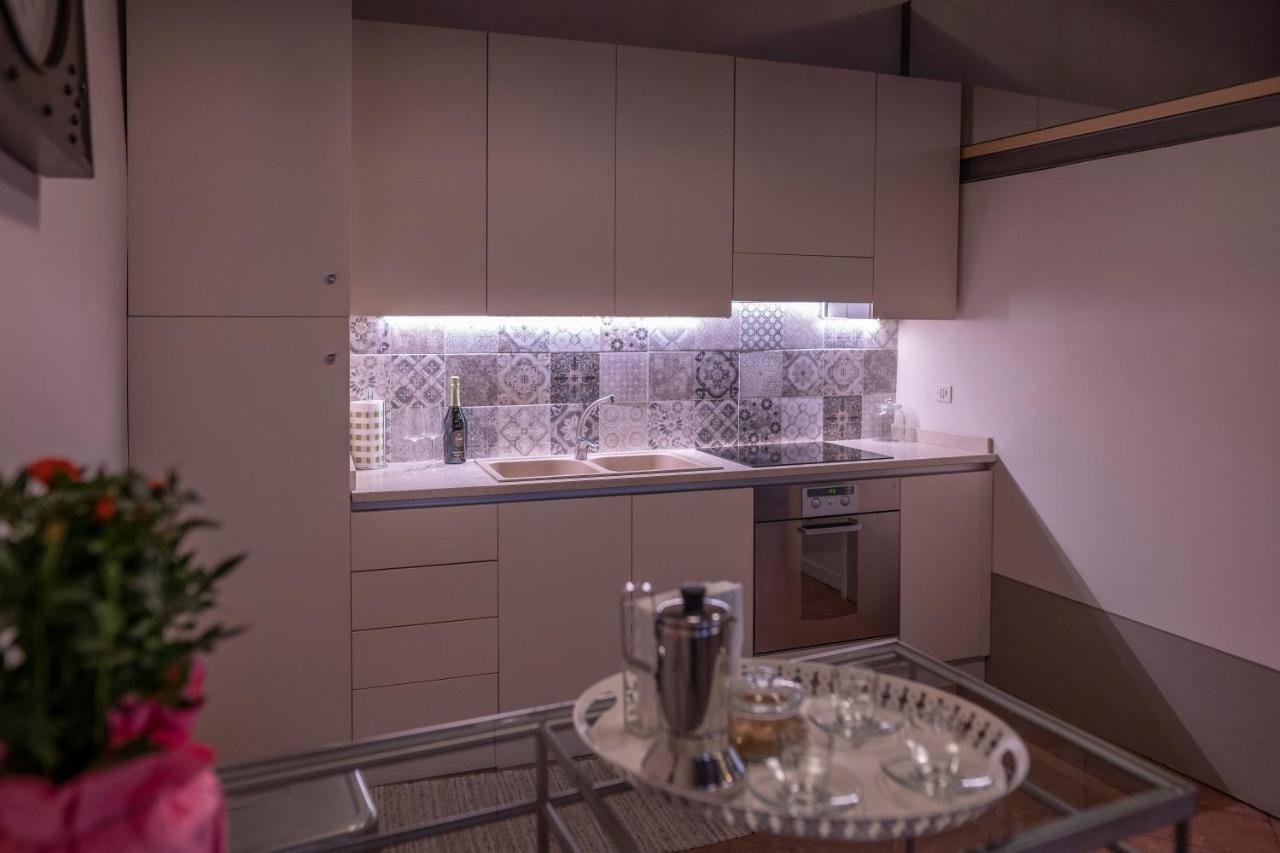 Апартаменты Brixia Luxory & Loft Брешия Экстерьер фото