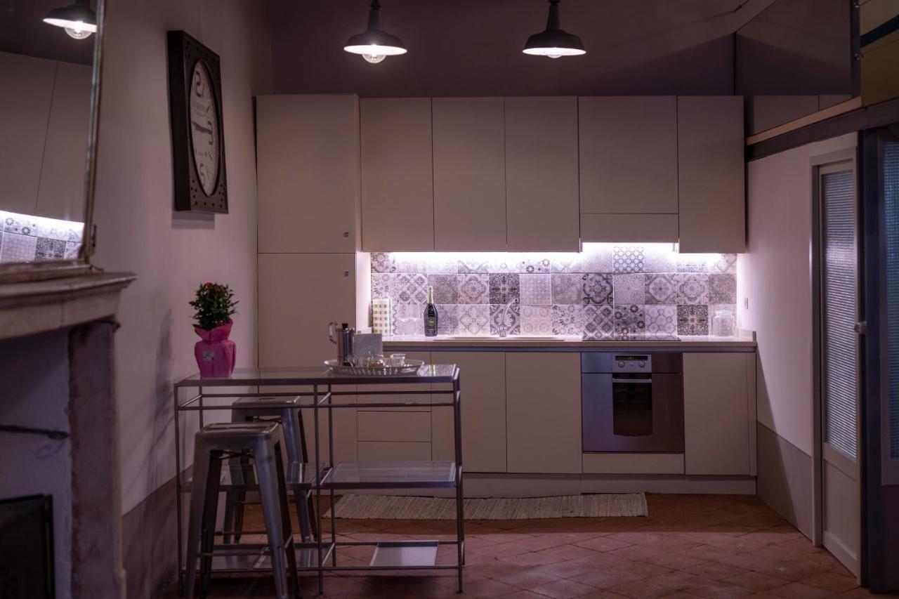 Апартаменты Brixia Luxory & Loft Брешия Экстерьер фото